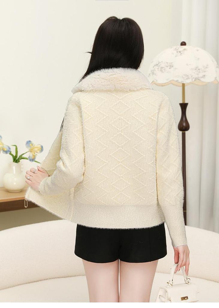 Fashionable Women's Faux Mink Fur Cardigan with Large Collar – Warm Knit Sweater for Autumn/Winter