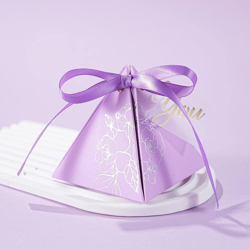 25PCS Red Bronzing Happy Candy Box Creative European Ins Small Fresh Souvenir Triangle Wedding Box