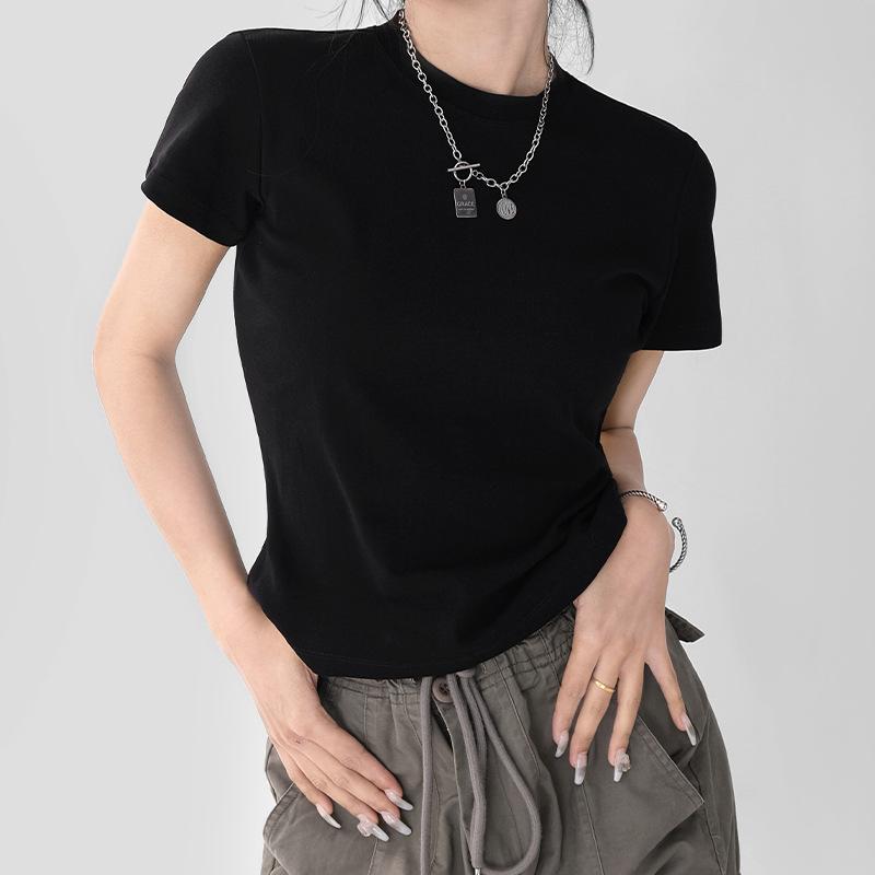 Small Round Neck Shoulder Short Sleeved T-shirt for Women In Spring and Summer, Slim Fit and Slimming, Can Be Worn Outside, High-end and Spicy Girl