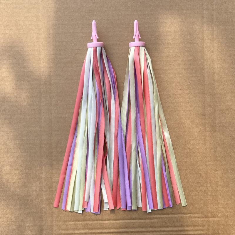 

Красочные кисточки-ленточки: Декоративные ленты на руль для детских балансировочных машинок