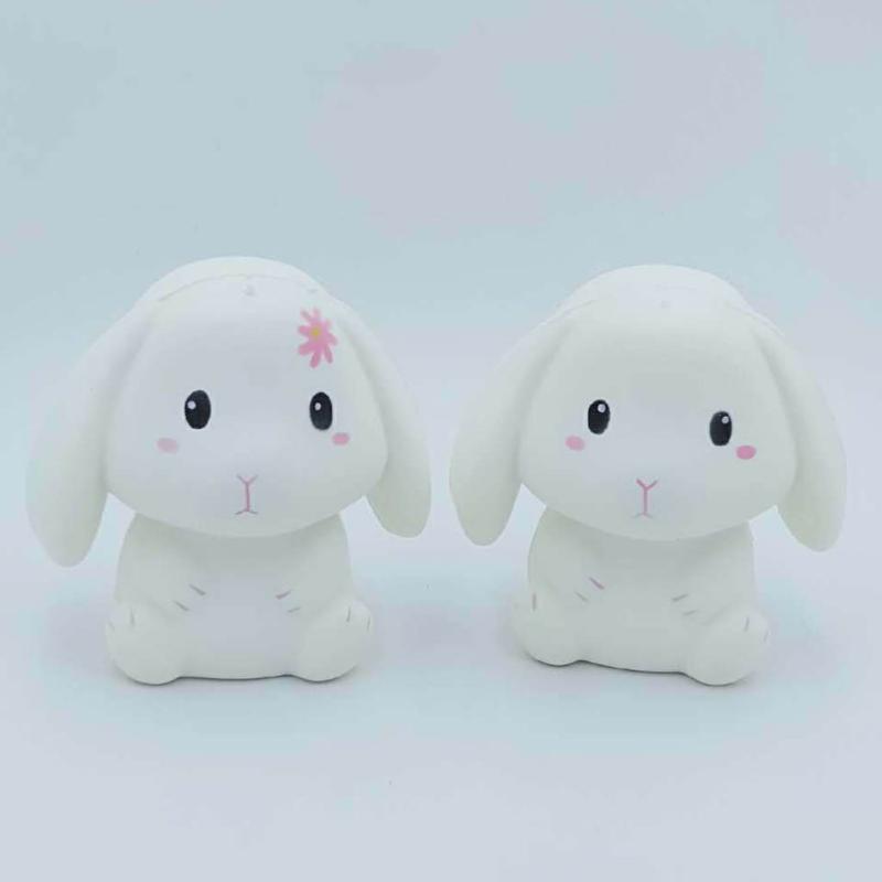 4in Fidget Vent Ball Toy Hand Squeeze Bunny Novelty Realistic Rabbit Toy Toddler Gift Stress Relief Waterproof Bath Toy