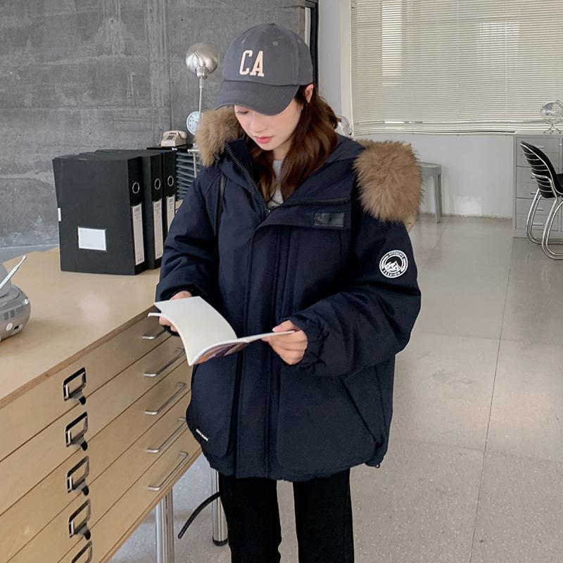 Winter new tooling coat female students thickened versatile pie to overcome the tide of hooded fur collar cotton clothes