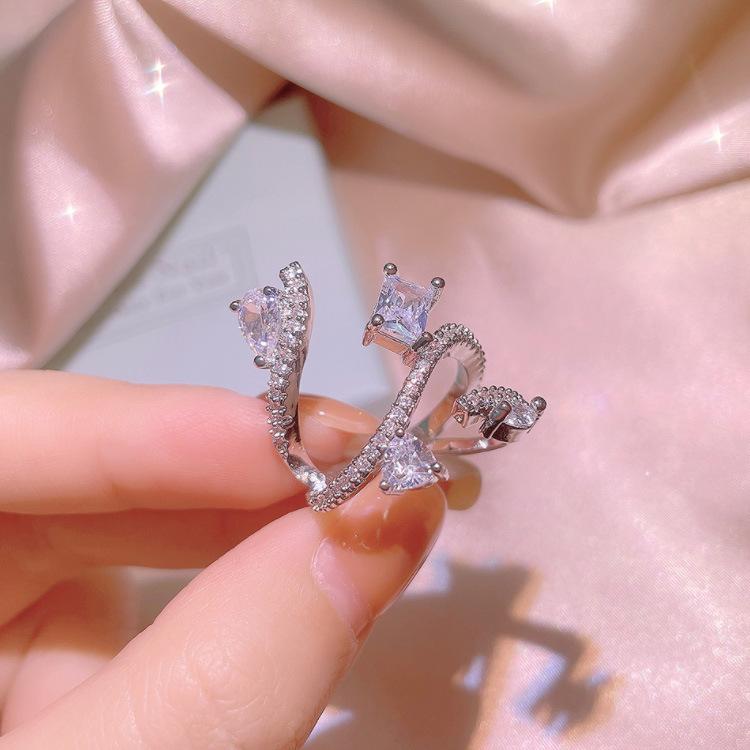 Creative Small Fresh Slightly Inlaid Plant Flower Ring Engagement Ring Woman