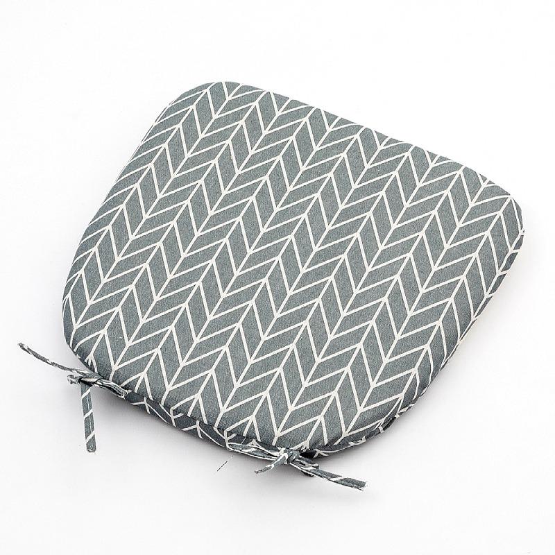 

Chair Cushions Memory Foam Chair Pads Soft Seat Cushion Pads Non Slip With Straps Durable Mats Pads for Lounge/Kitchen/Office 39x40cm