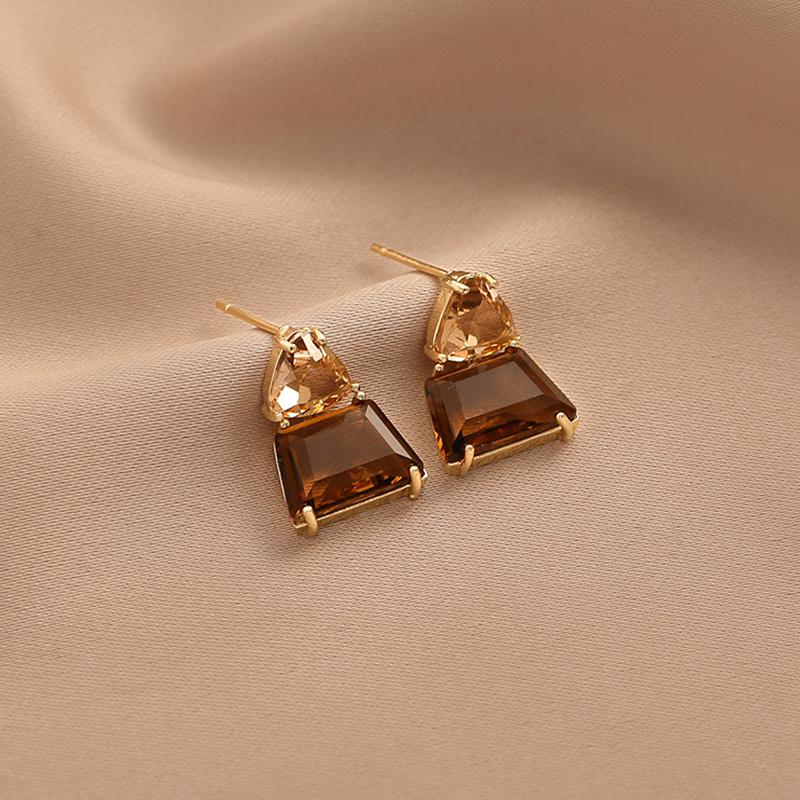 Fashion Shiny Summer Contrasting Crystal Earrings For Women Luxury Simple Versatile Girls Earrings  Elegant Statement Jewelry