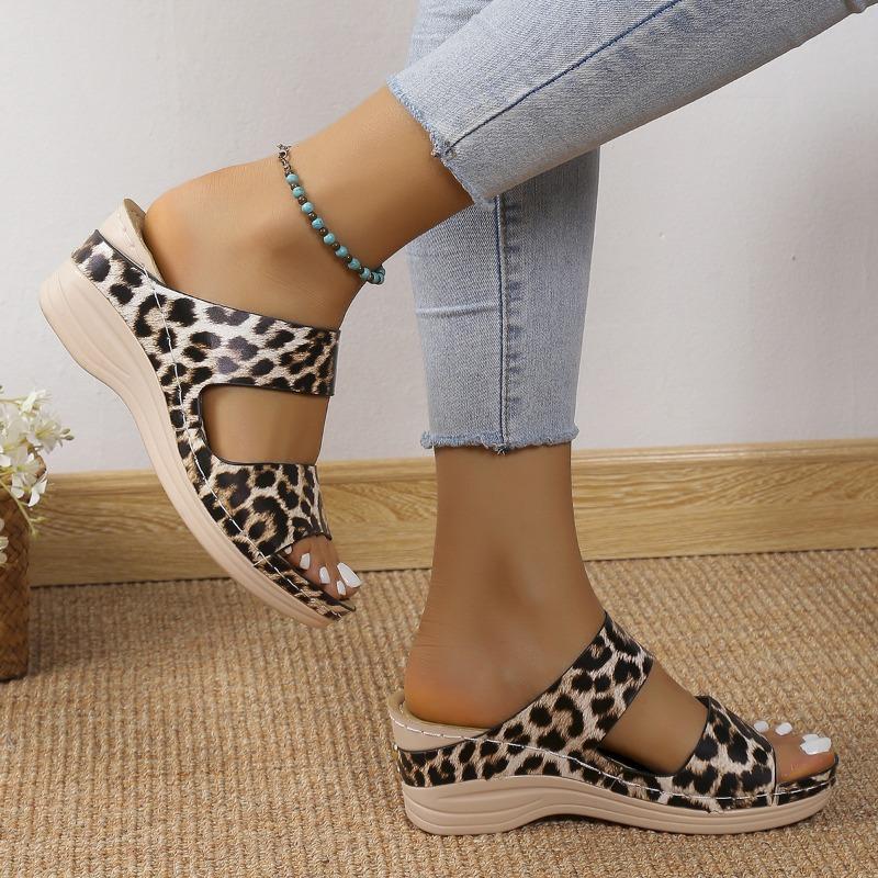 Fashion Shoes for Women Summer Women's Slippers Leopard Print Mid Heel Water Proof Wedge Open Toe Beach Slippers Women