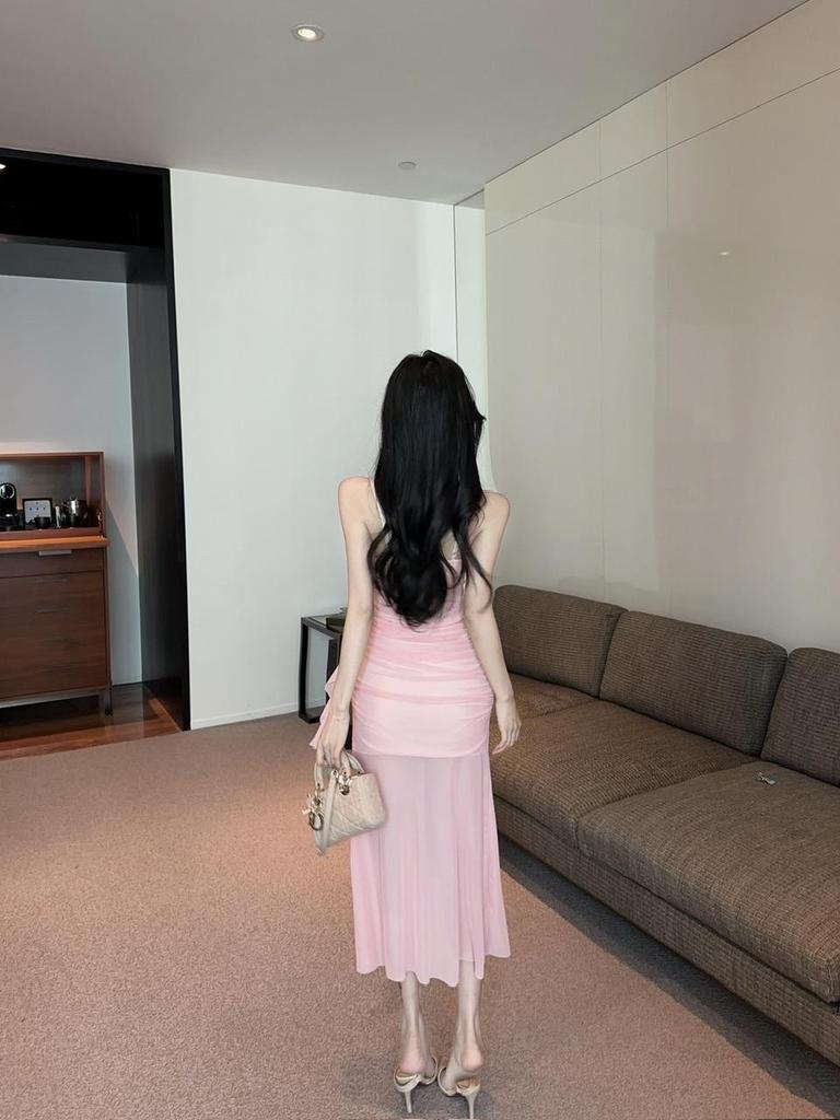 Elegant Low-Cut Spaghetti Strap Mesh Tassel Bodycon Evening Gown