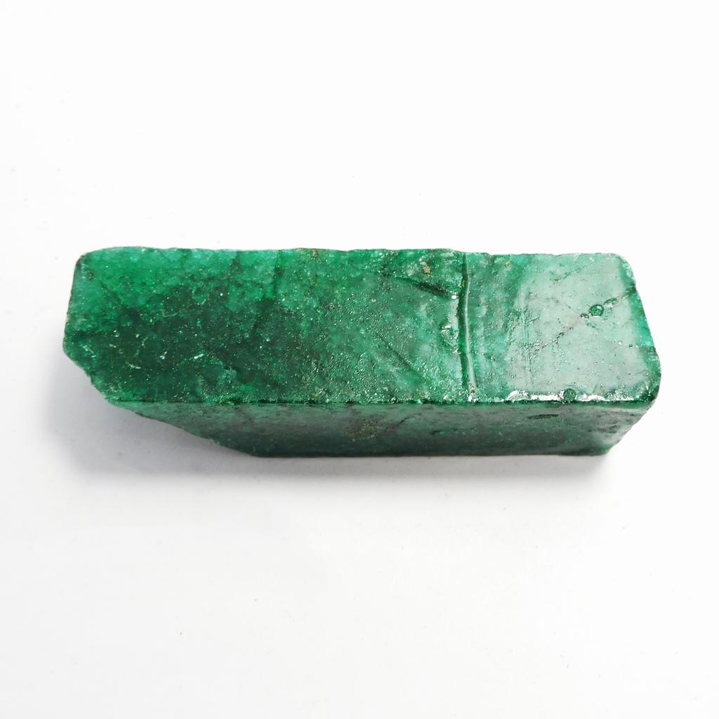 Natural Green Emerald Loose Gemstone 485.70 ct Dyed Rough for Lapidary and Gem Collections