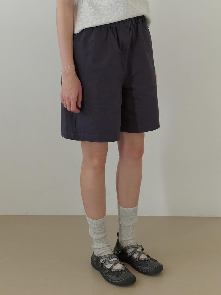Deomiteun Snore Bermuda Shorts (Vintage Navy)
