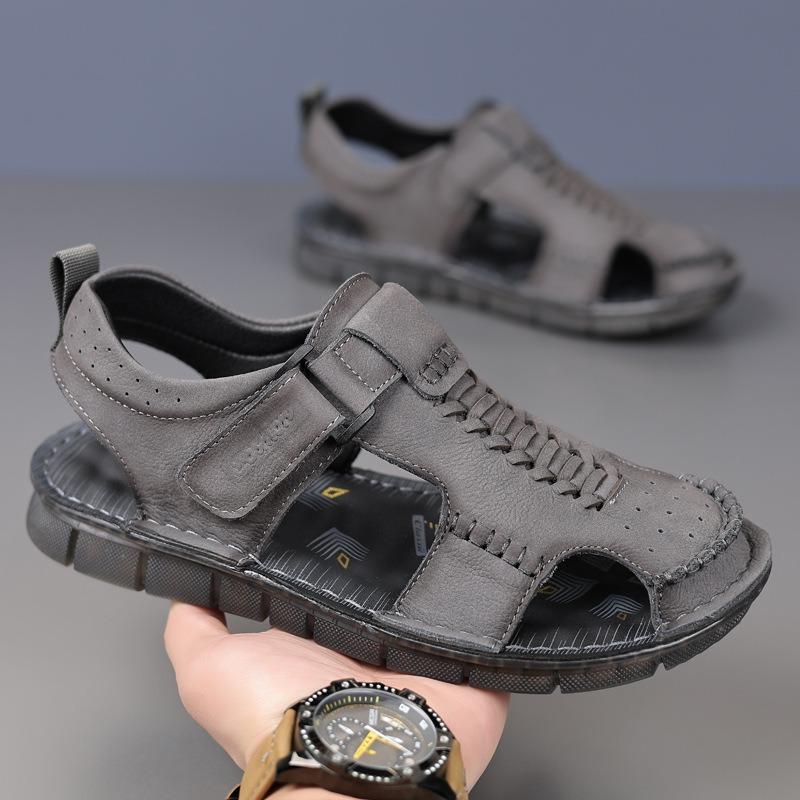 Fashion Summer Cowhide Hollow Thick Soled Outdoor Beach Man Sandals Designer New Soft Sole Fashion Men's Shoes Sandalias Hombre Verano