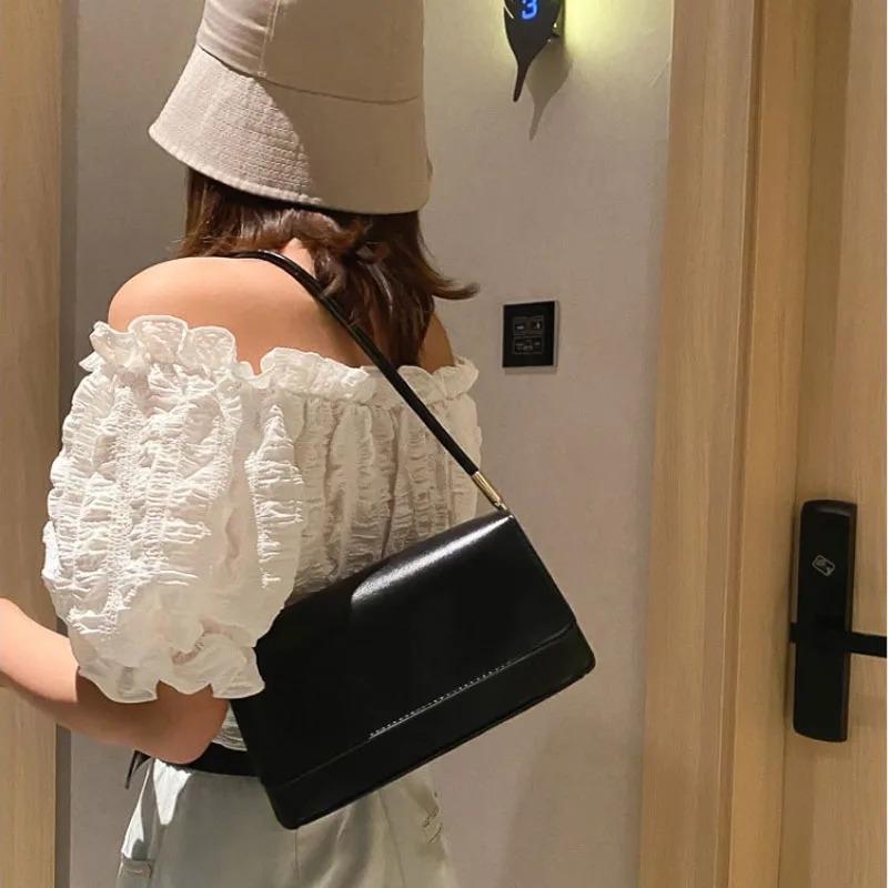 Fashionable Women Shoulder Bag PU Leather Armpit Handbag Casual Small Square Purse for Ladies Stylish Solid Color Crossbody Bag