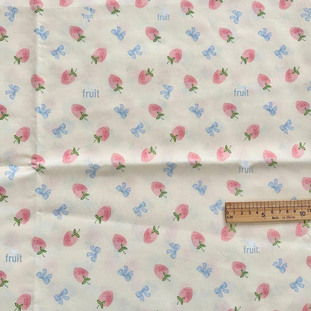 Digital Printed 100% Cotton Korean Cartoon Floral Fabric for Women's, Children's, and Adult Clothing