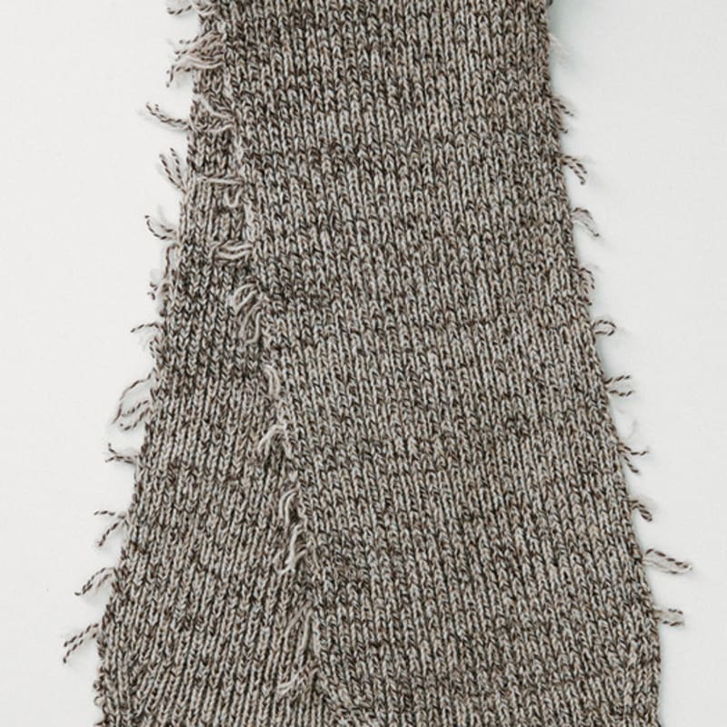 YOUNGOH YB Recylce Yarn Frayed Short Knit Muffler