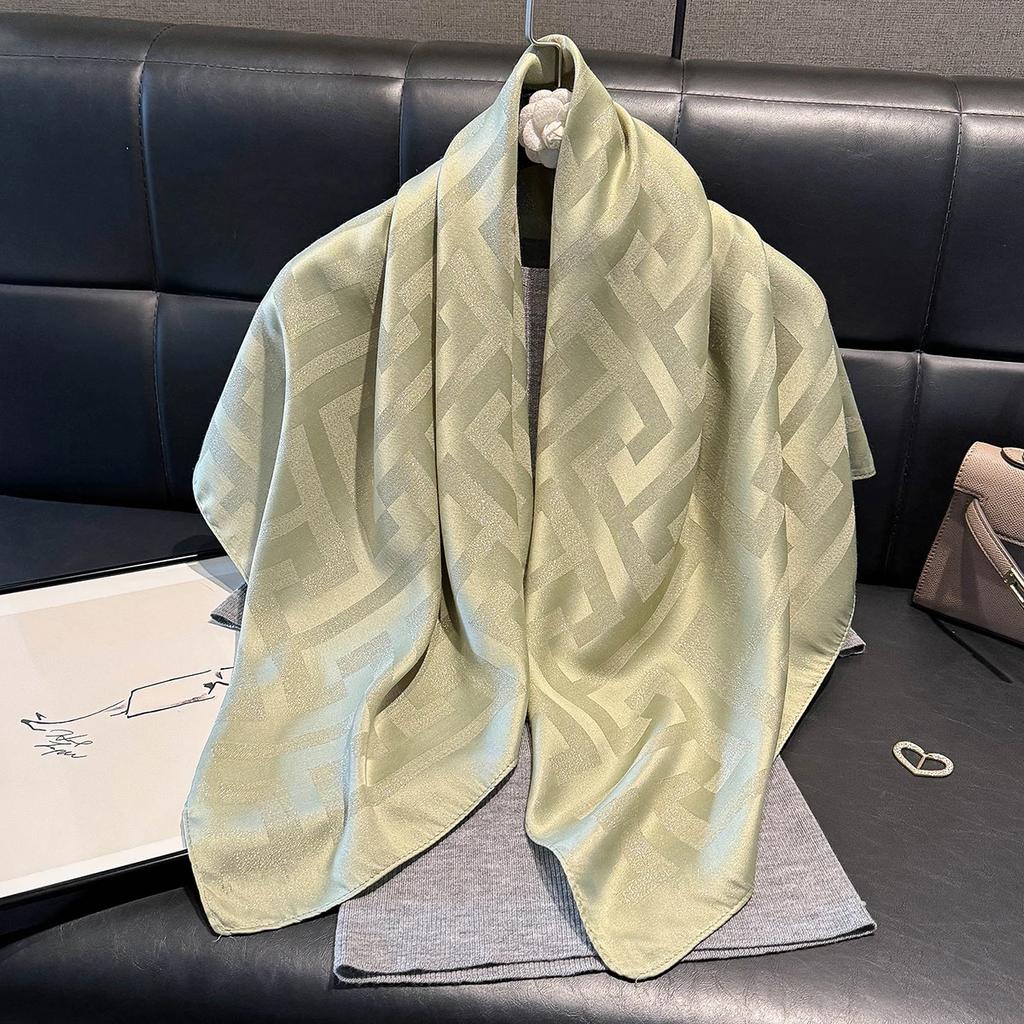 Neue Damenmode Seidiges Tuch Schal Ethnisch Reise Schals Bufanda Jacquard Schal Bedruckt Dekorativ Sommer Sonnenschutz