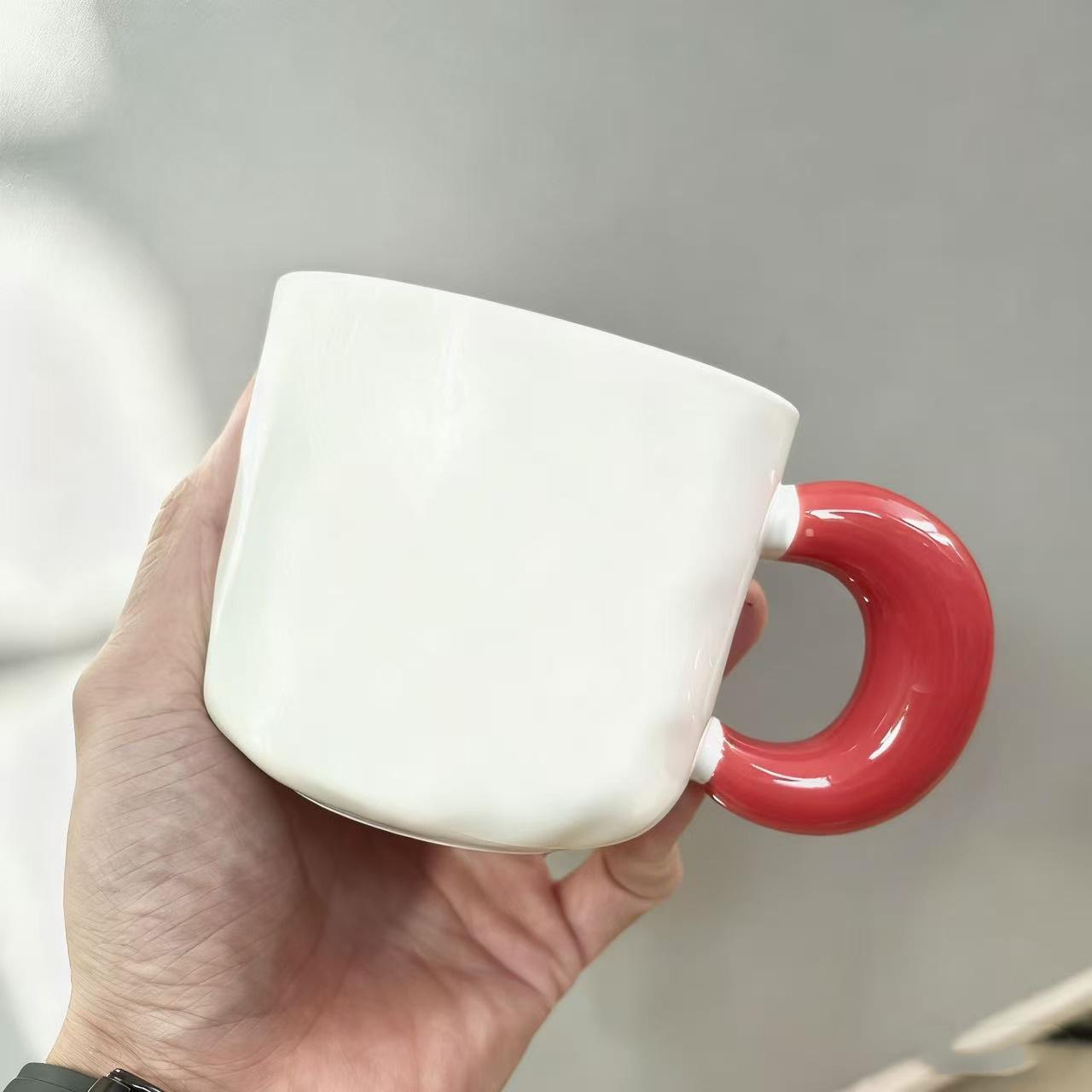 Ceramic Couple Mug Gift Box: Cute, High-Value Souvenir for Opening Event