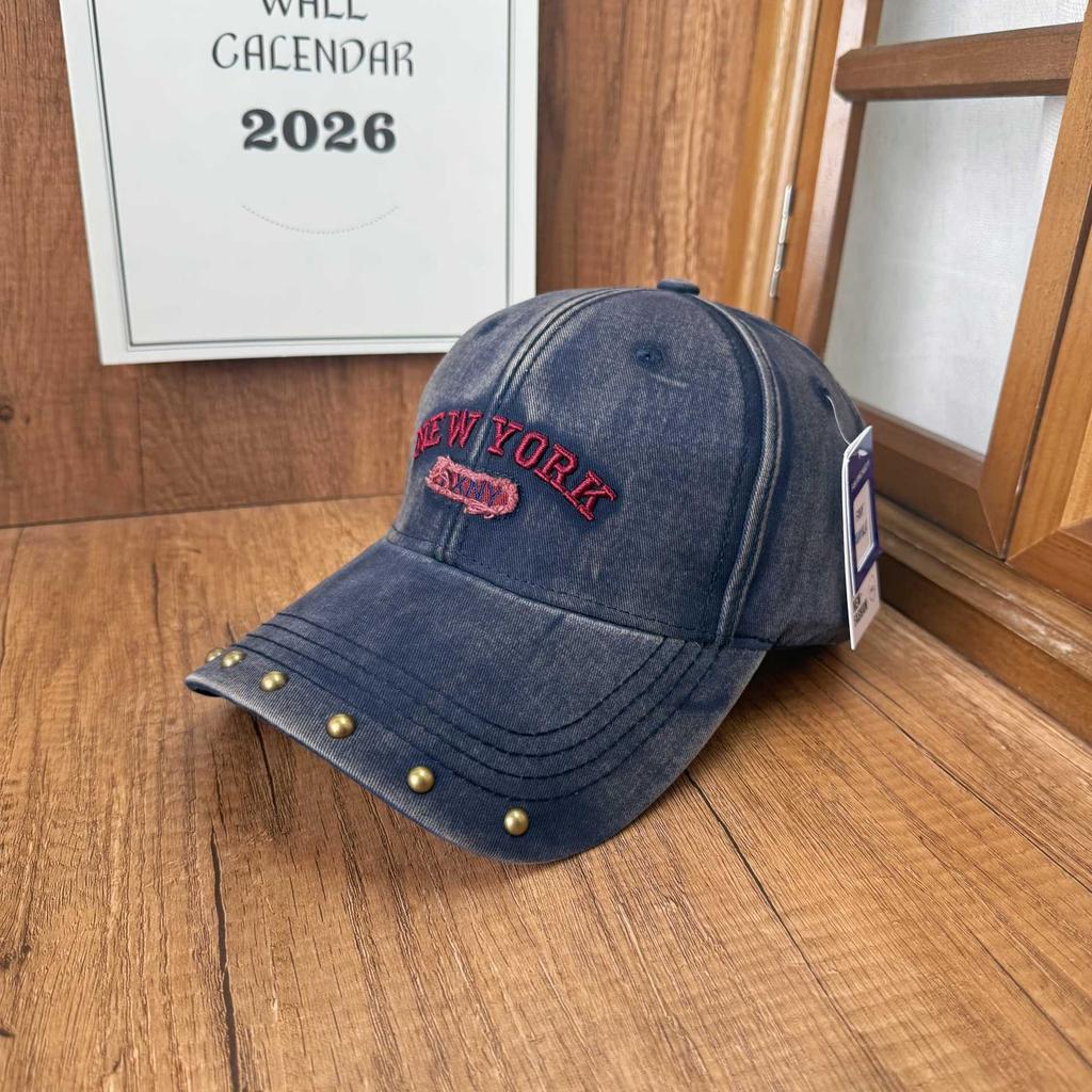 New couple hard top cap, rivet embroidery, washed and old men's and women's faces, small baseball caps trendy