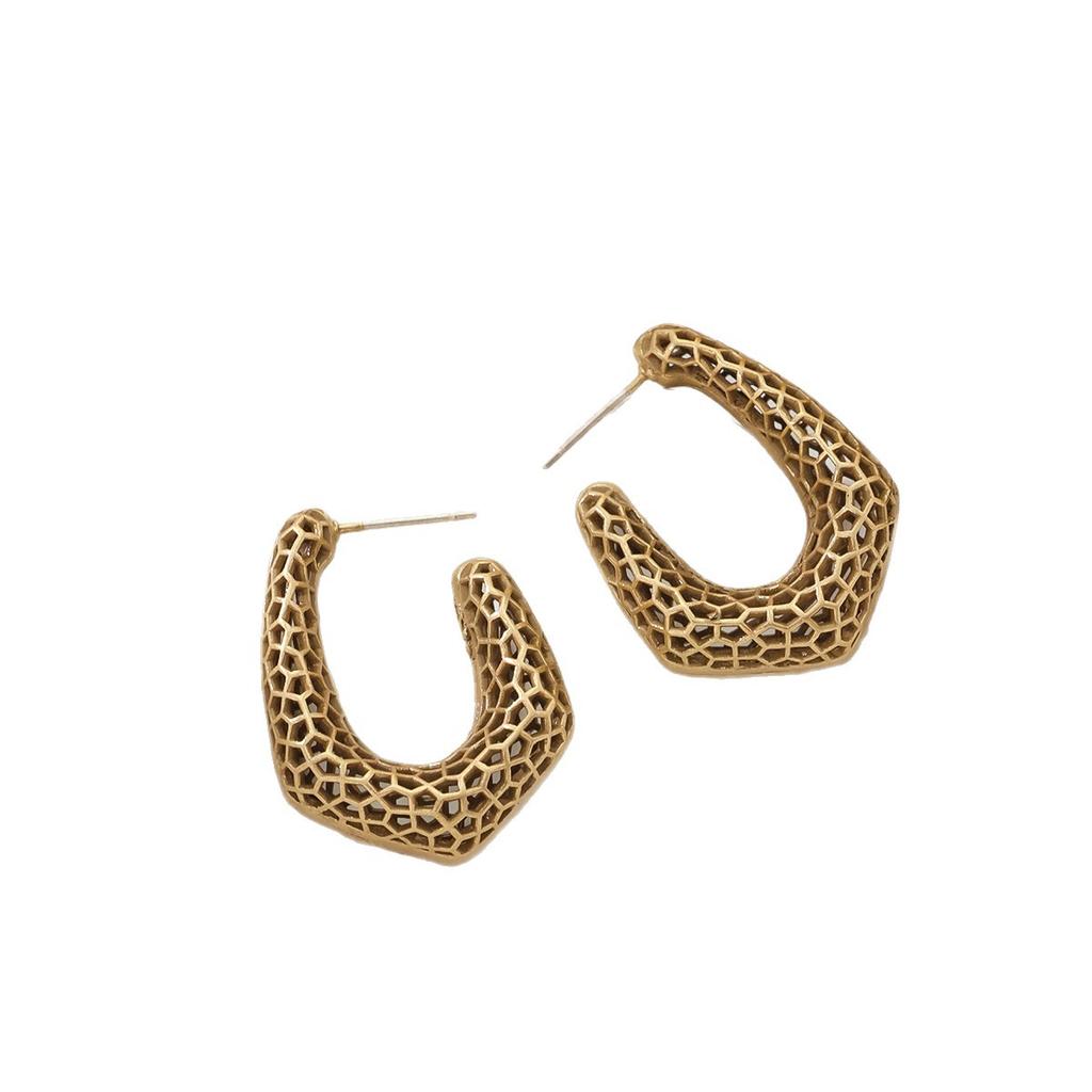 Medieval French Ins Geometric Irregular C-Shaped Polka Dot Metal Texture Copper Russian Gold Silver Needle Niche Earrings