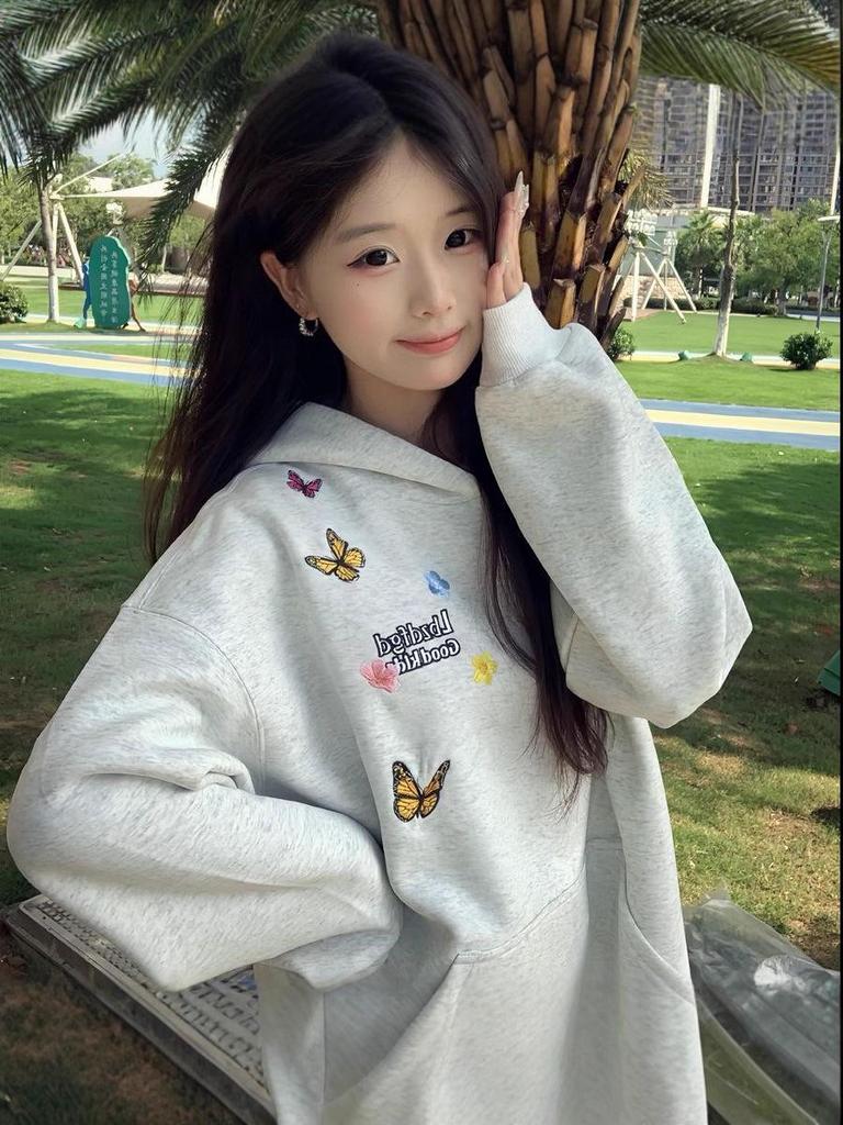 Damen Retro Schmetterlingsstickerei Kapuzensweatshirt - Herbst/Winter 2025 Trend