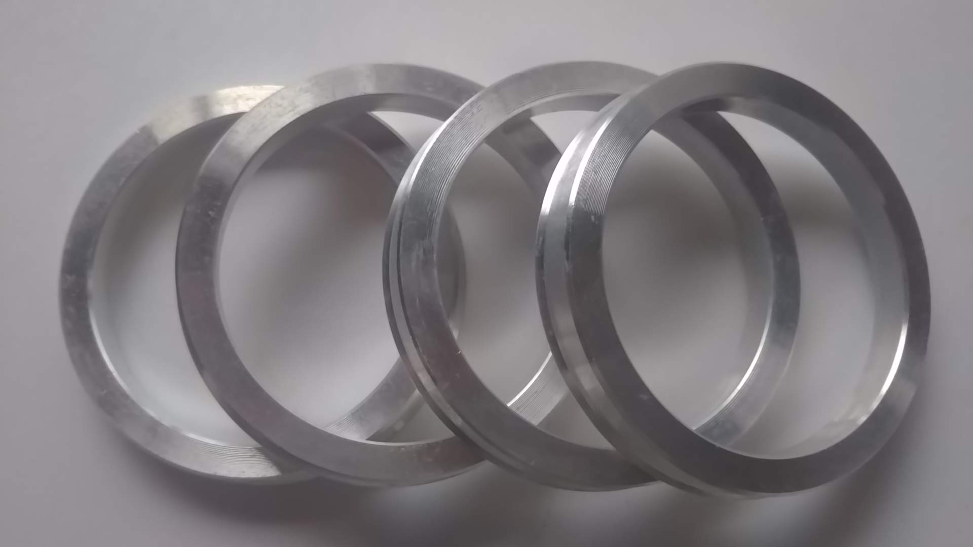 

[MT Evocon] Hub Ring 73.1mm - 60.1mm Made of Aluminum 73.1mm - 60.1mm