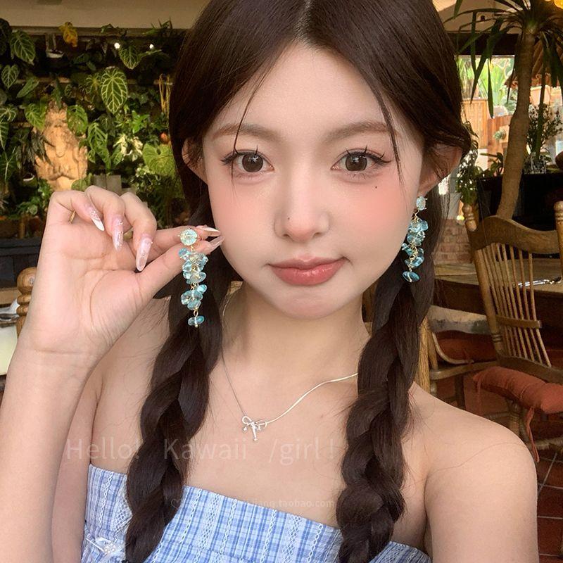 

Original Design Summer Cool Ocean Blue Gravel Beaded Earrings Seaside Holiday Style Tassel Ear Studs Earrings Blue crystal earrings