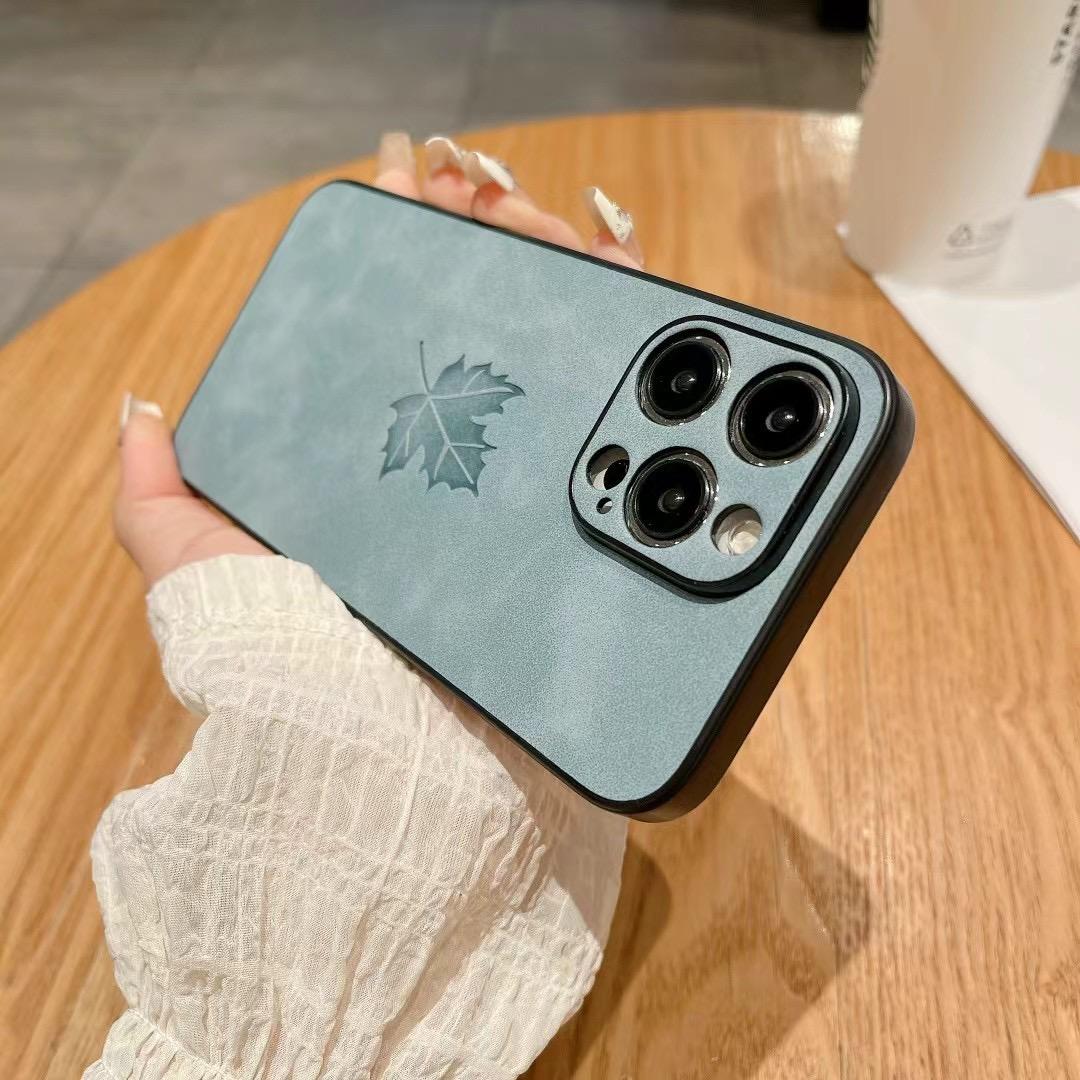 

Maple pattern suede leather phone case for iPhone 15 14 13 12 11 Pro Max fine hole camera shockproof soft bumper cover for iphone13 Pro(6.1 )