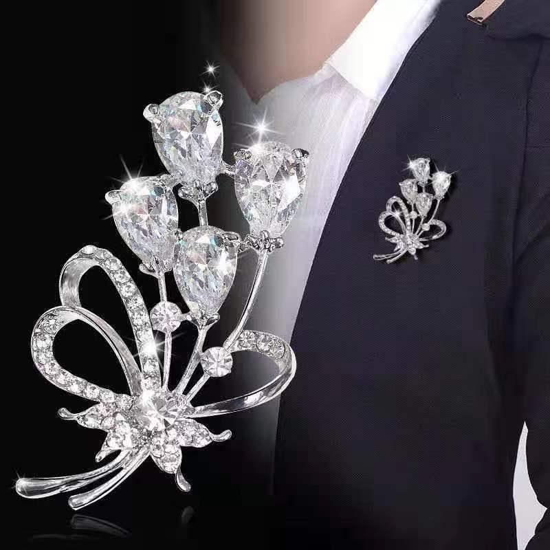 Elegant Luxury Brooch: Versatile and Exquisite Pin for Suit Jackets - Japanese and Korean Inspired Design
