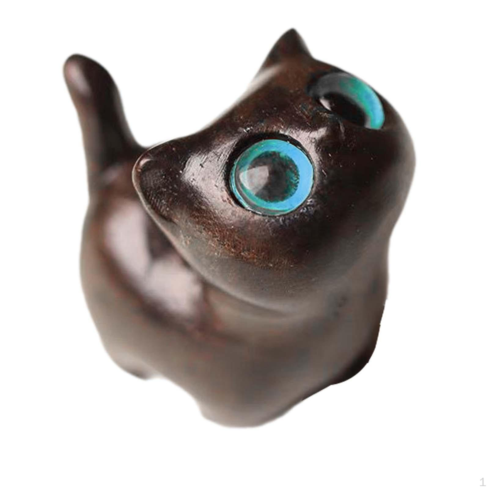 Статуя кошки