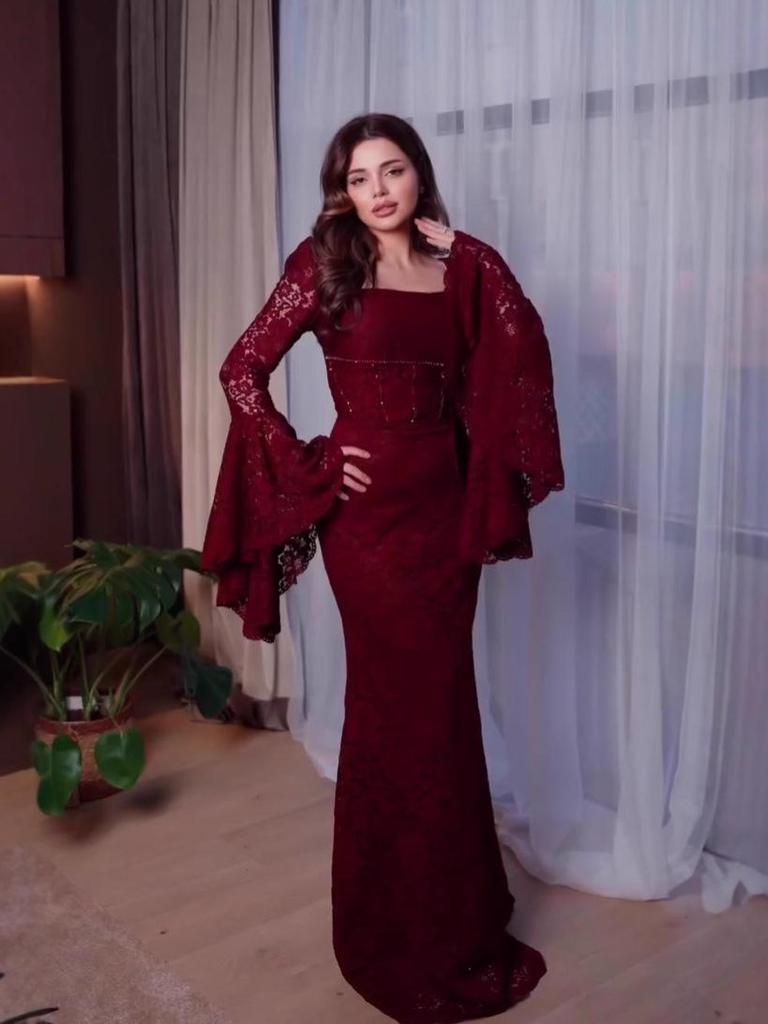 European Winter 2025 Retro Elegant Long Sleeve Dress for Women