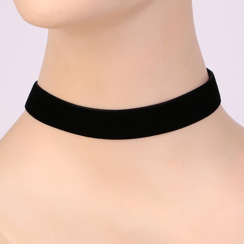 Elegantní sametová černá choker náhrdelník - Módní 2,0CM náhrdelník na klíční kost