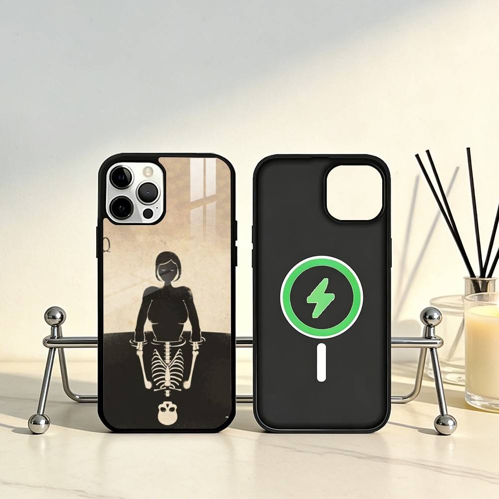 Queen of Hearts Playing Card Phone Case For iPhone17,16,15,14,13,12,11 Plus,Pro Max Magnetic For Magsafe Wireless Charging