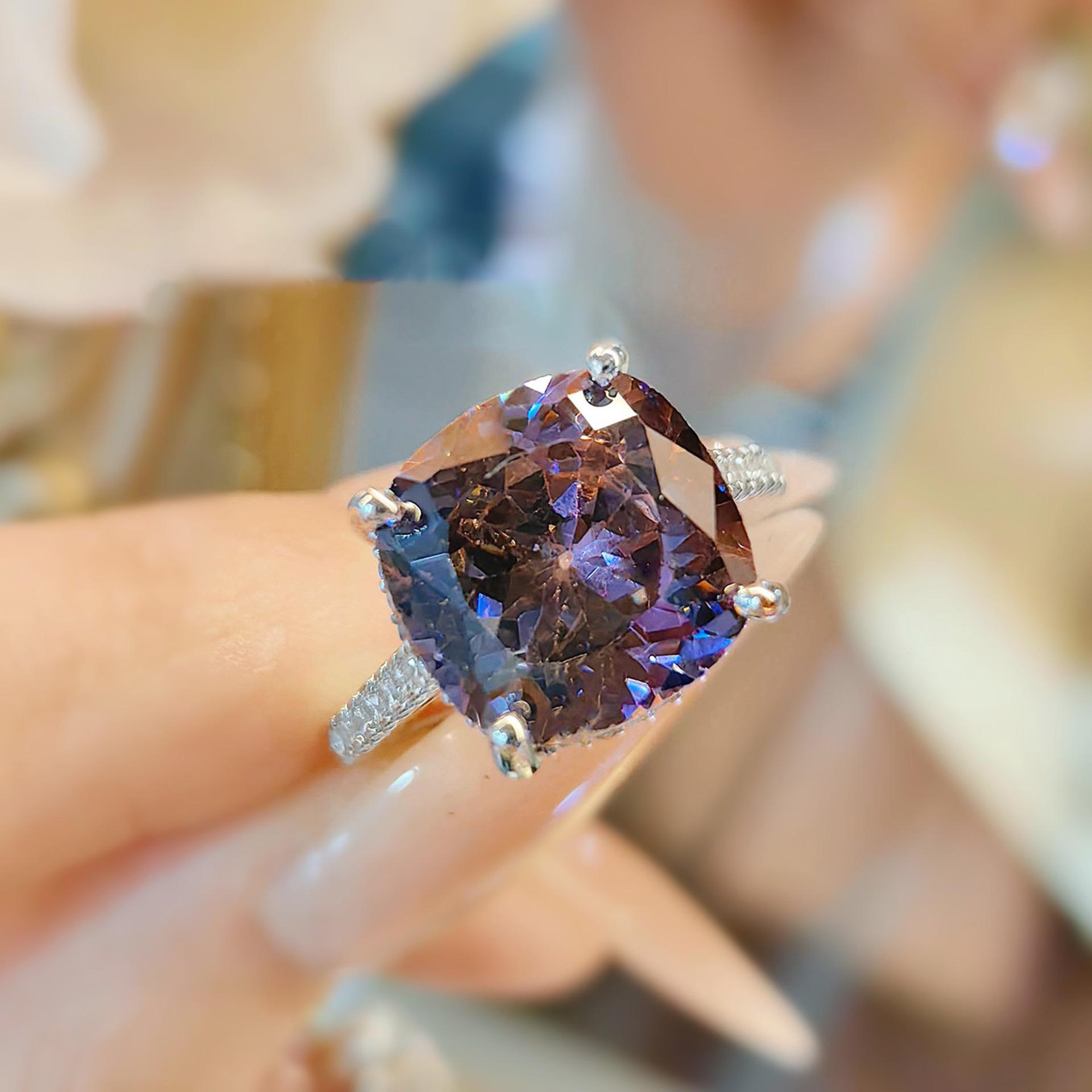 

Seiko Роскошный Принцесса Квадратный Бриллиант Сухая Роза Крылья Ангела Набор Ожерелий Кольцо с Имитацией Александрита Женский