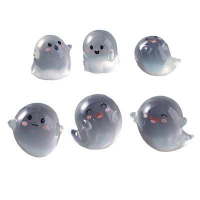 Glowing In Dark Ghosty Decoration Cute Halloween Resin Figurine For Home Car Party Decoration Safe PVC Child Friendly