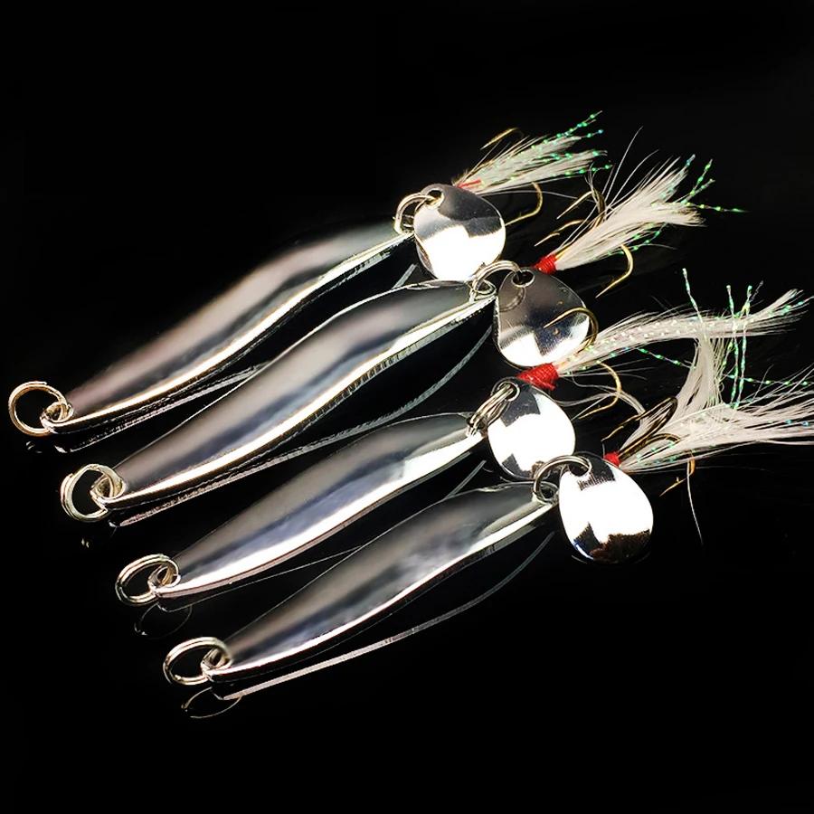 5 Stück Harte Angelköder Spinner 5g 13g Set mit befiederten Drillingshaken für Barsch Hecht Salzwasser Süßwasser Helles Blinken Vibration 260319