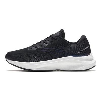 Obuwie męskie – Sneakersy