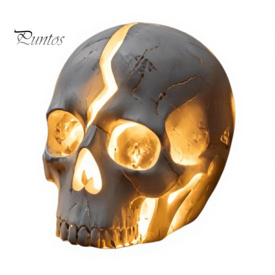 Gothic Resin Ornament Cracked Skull Garden Solar Light, LED Statue Spooky Industrial Table Decor Ornament, Halloween Decoration for Haunted House Bar