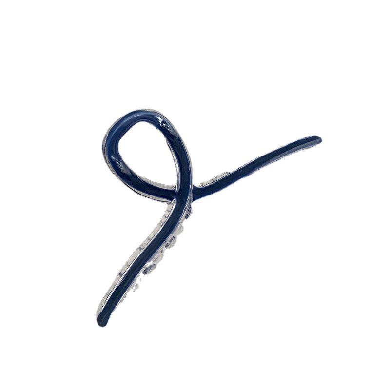 Elegant Large Oil Drip Claw Clip for Women's Hair - High-End Hair Accessories for Buns and Styling.