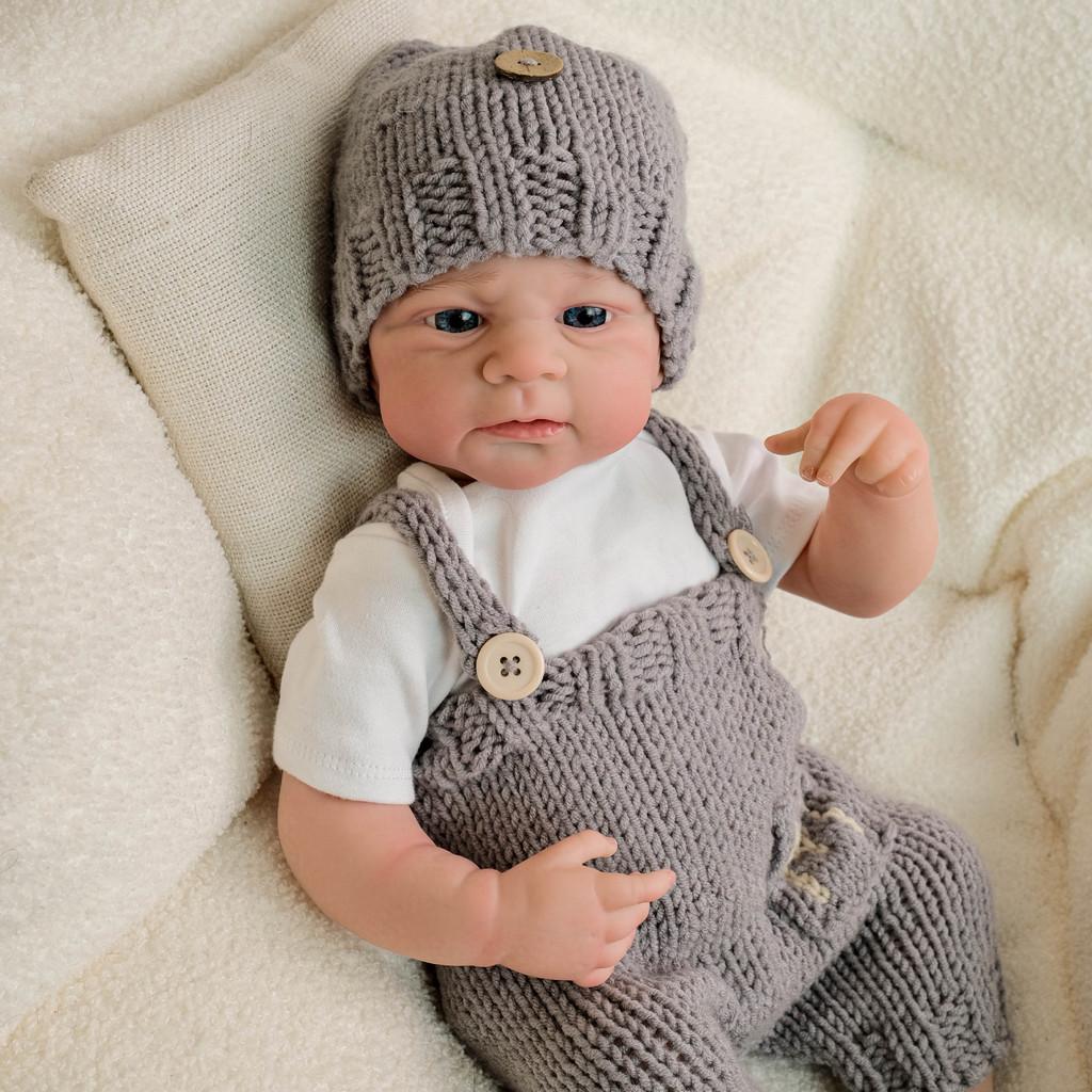 Silicone Reborn Doll 19inch With Realistic Features For Collectors And Giftgiving