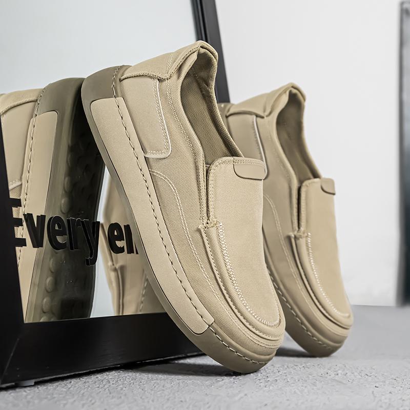 Fashion Unisex Loafers - Round Toe Fashionable Men and Women's Slip On Shoes Flat Sneakers Classic Shoes for Men Suitable Daily Walking