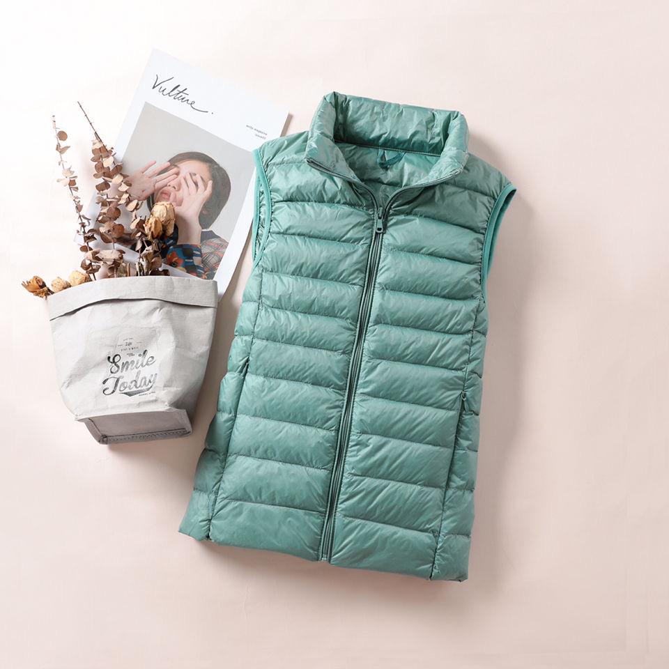Women's Lightweight Down Vest, Korean Style, Stand-Up Collar, Slim-Fit, Sleeveless Jacket for Autumn and Winter.