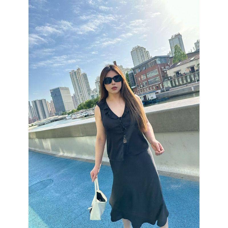 

Miss Biggie European and American Plus size Slimming Versatile Airflow Wrinkle Satin Waist Rubber Band Mid-Length Fishtail Skirt Black XXL