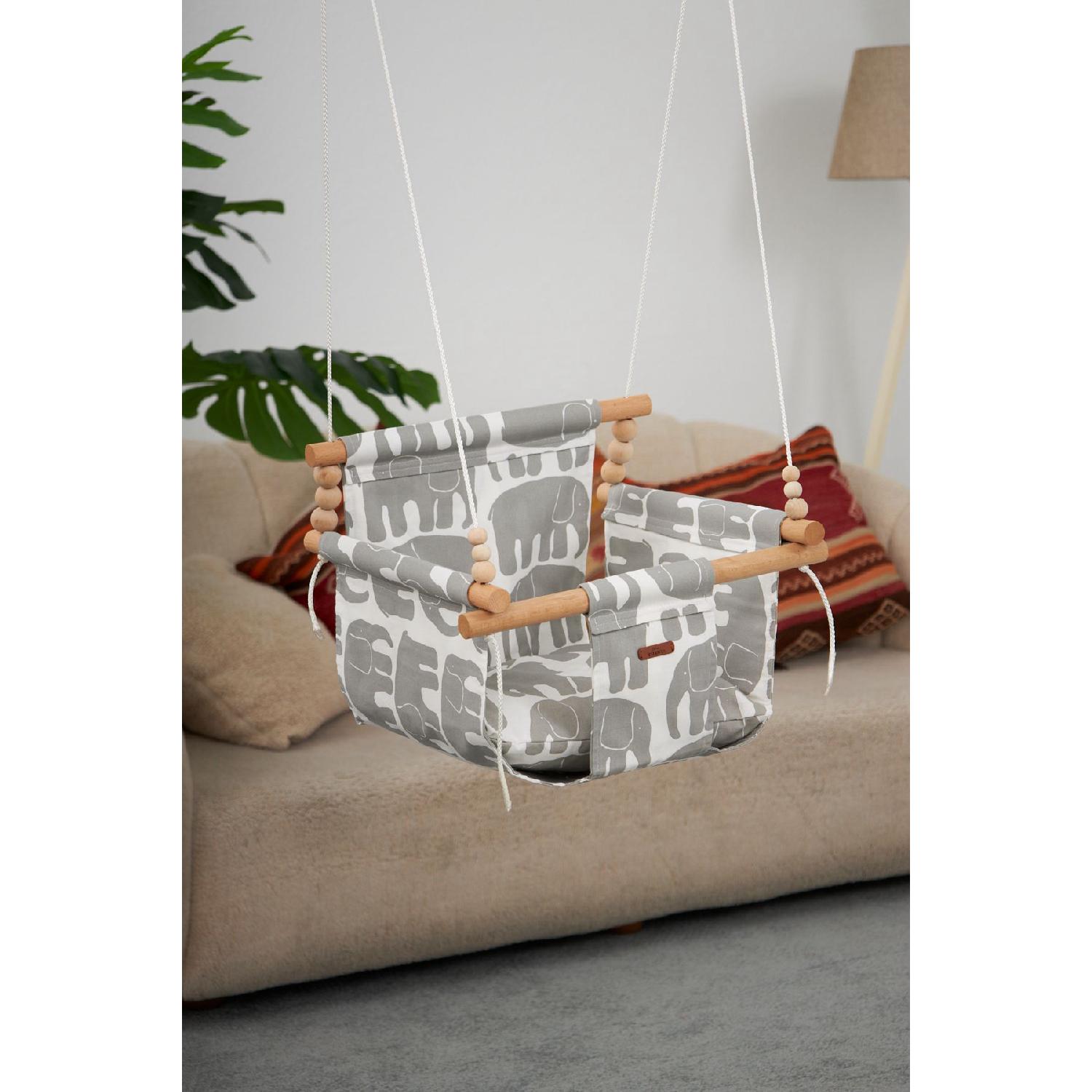 

Elephant Patterned Natural Cotton Fabric чистий