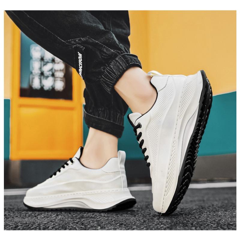Men's Shoes,Leather Sports Casual Shoes,Korean Version of The Height of The Old Dad Tide Shoes