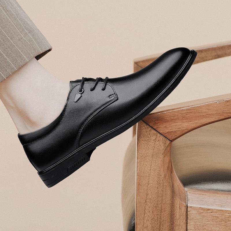 Men's Shoes 2025 Summer New Men's Low-heeled Business Reception Dress Leather Shoes Low-top Plaid Pointed Gentleman Tide Shoes