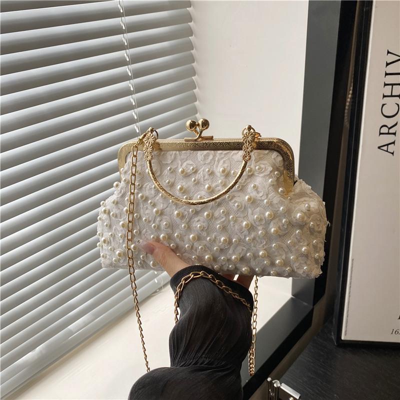 

Pearl lace flower clip handbag women s summer sweet wind woven shell bag chain messenger bag белый