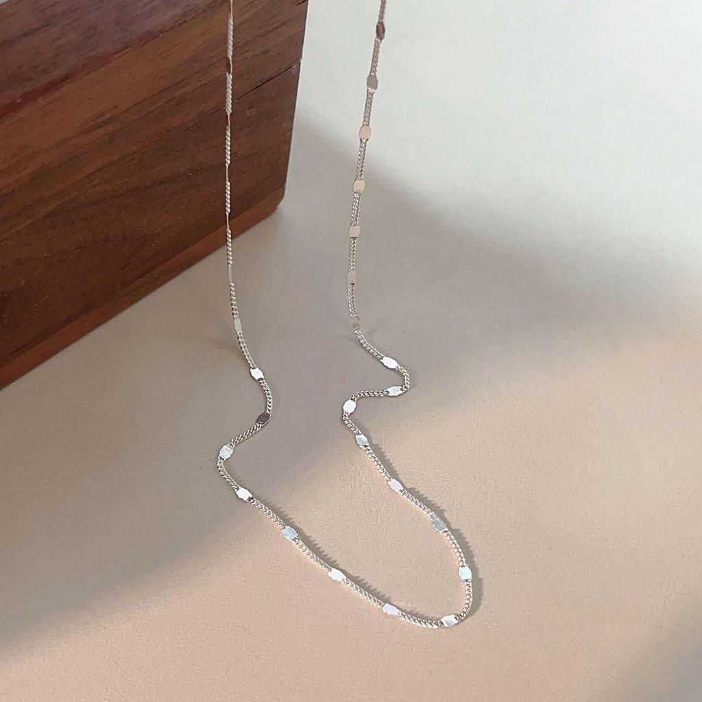 Compact Fresh Necklace Female Ins Cold Wind Temperament Versatile Collarbone Chain Item Jewelry Premium Durable