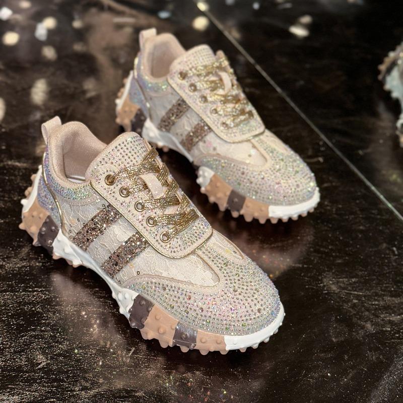 

Новые папины кроссовки Дышащие одинарные туфли На толстой подошве Повседневные спортивные Туфли с бриллиантами 39