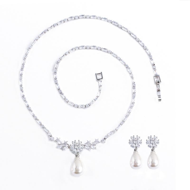 Light Luxury Design Pearl Collarbone Chain Micro-Inlaid Zircon Pearl Necklace Earrings Set