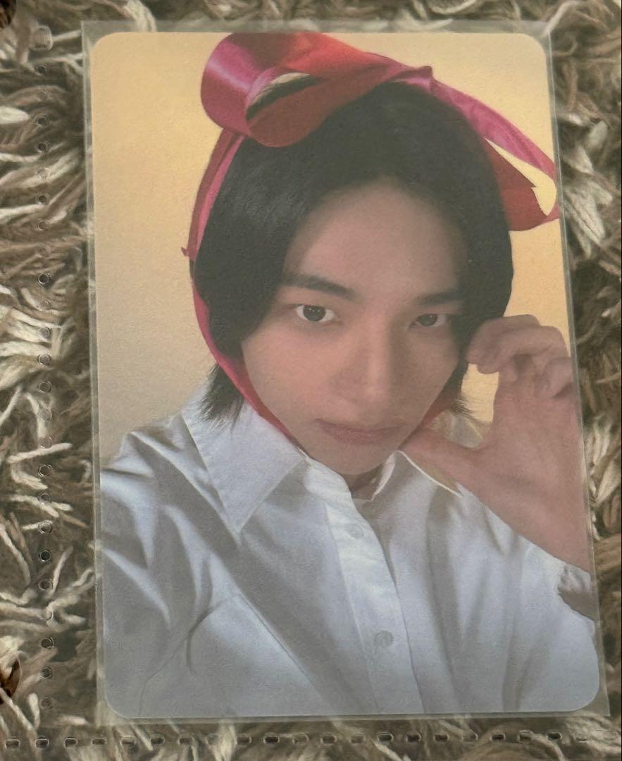 

[USED] Stray Kids Hyunjin Ribbon Holo Tower Records Trading Card Rockstar