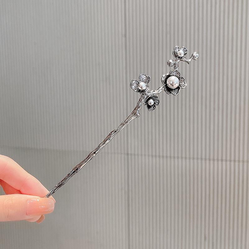 

Antique temperament flower butterfly pearl hairpin modern step fringed fashion hairpin cheongsam hanfu hairpin headdress