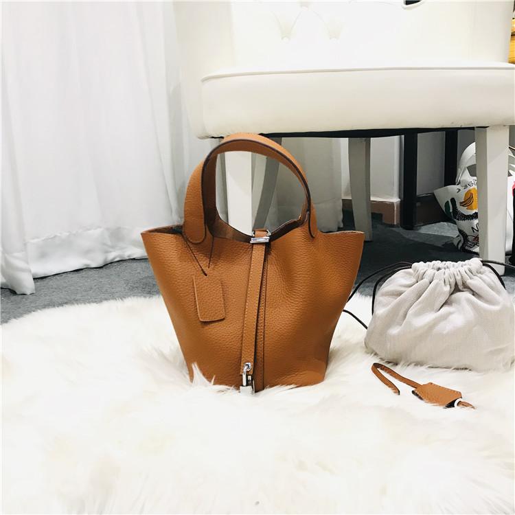 Moda Sepet Çanta Kadın Çantası El Çantası Yeni Rahat Üst Katman İnek Derisi Kova Çanta